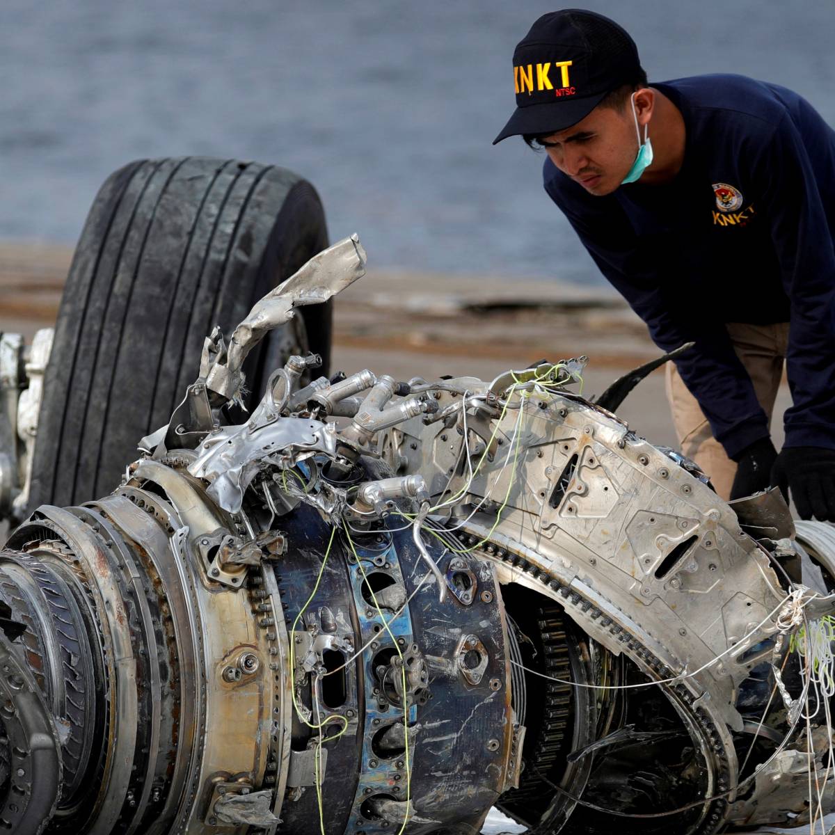 Неприятные сигналы по MH17 для Киева: Запад готов "слить" Украину