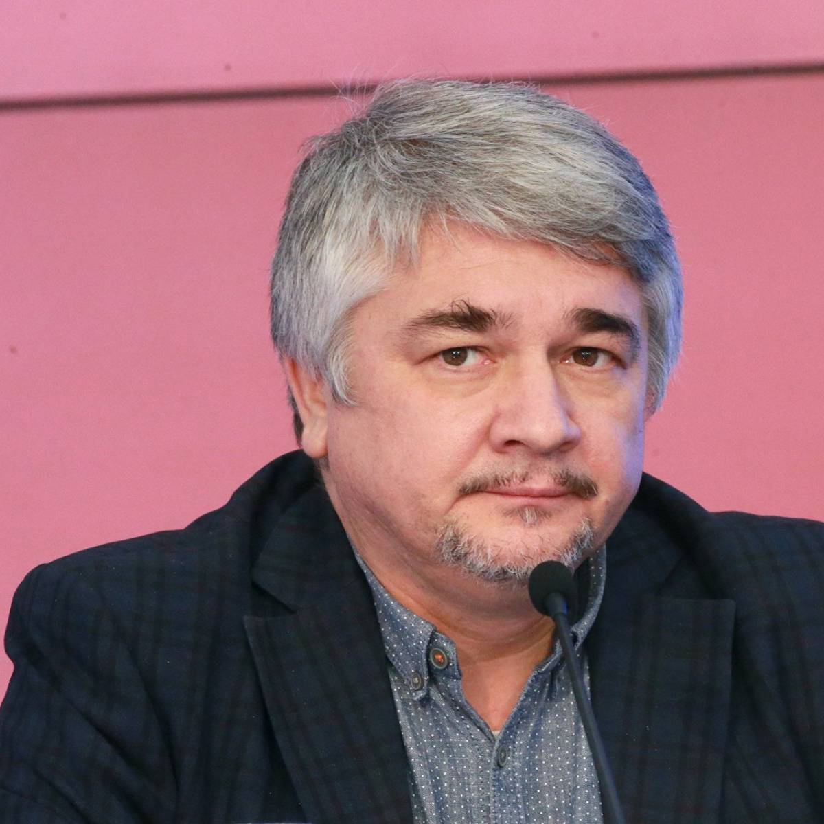 Ищенко: Прибалтика мечтает о "санитарном кордоне" с Россией Ищенко: Прибалтика мечтает о "санитарном кордоне" с Россией