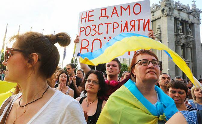 Украинцы разлюбят Зеленского быстрее Порошенко, и не потому, что он хуже