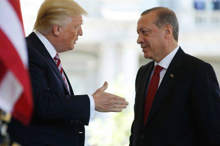 Трамп ломает правила игры: эксперты о его письме Эрдогану