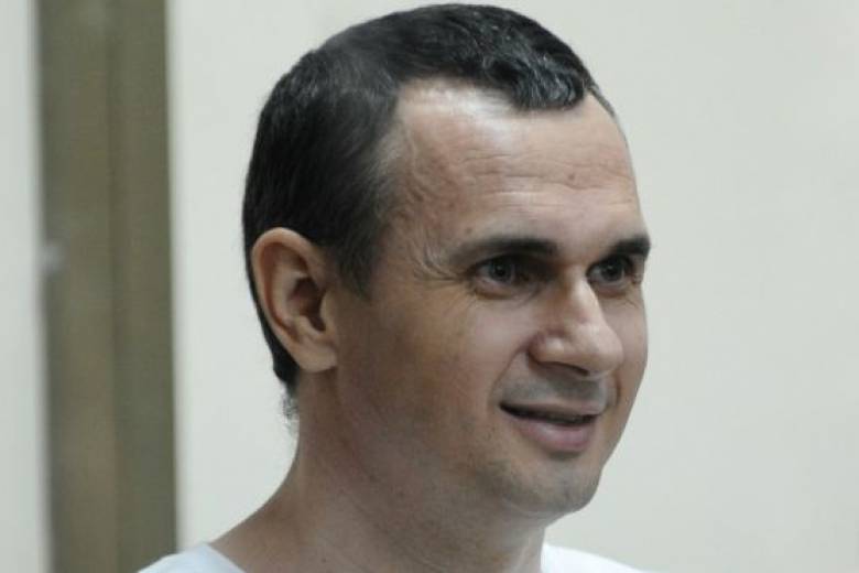 Сенцову стыдно за действия президента Украины Владимира Зеленского Сенцову стыдно за действия президента Украины Владимира Зеленского