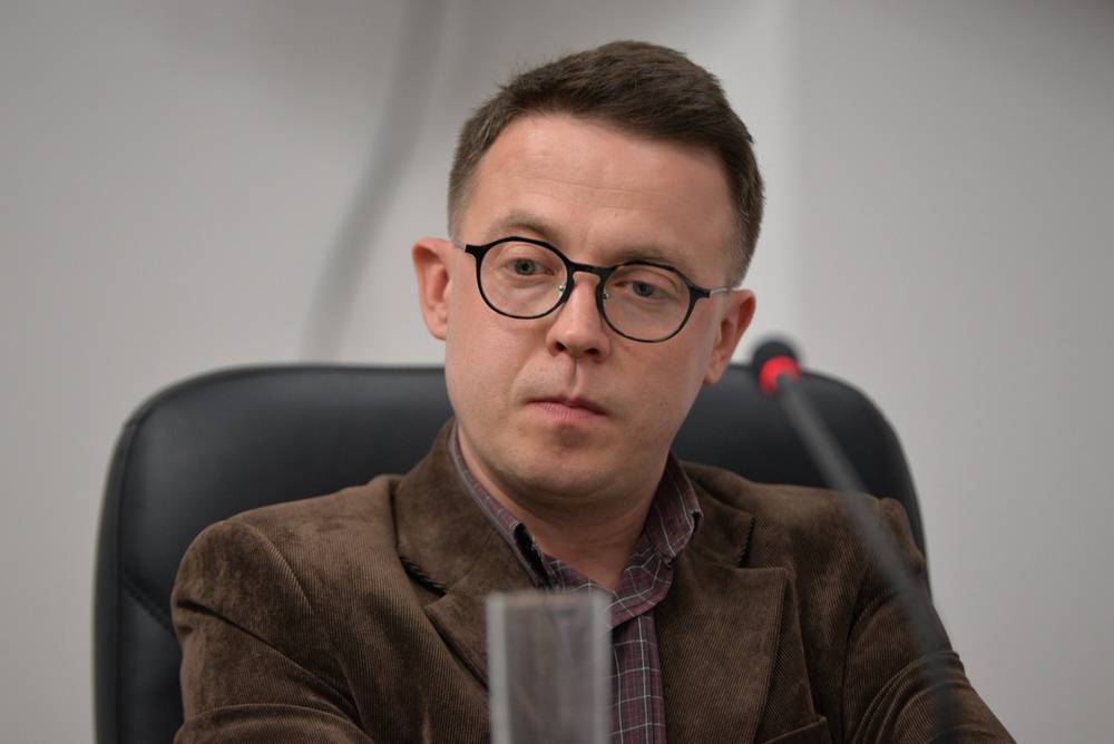 Журналист сравнил жителей Донбасса с парнокопытными животными Журналист сравнил жителей Донбасса с парнокопытными животными