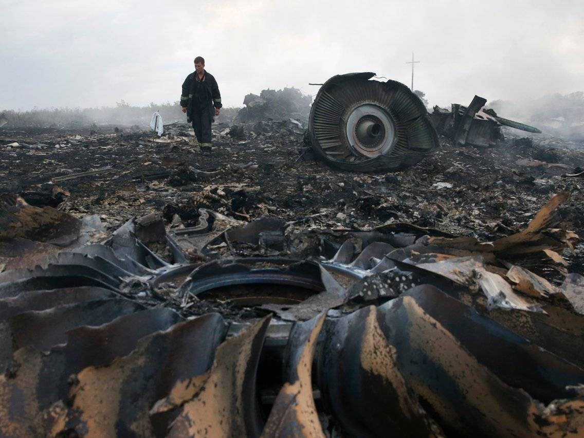 Беспомощный призыв к России: Запад осознал свою слабость в деле MH17