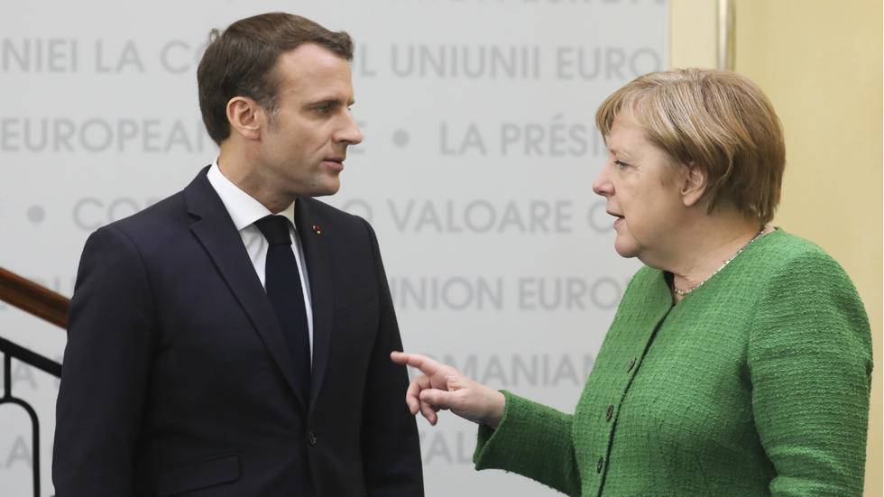 Макрон и Меркель разошлись в оценке судеб Евросоюза