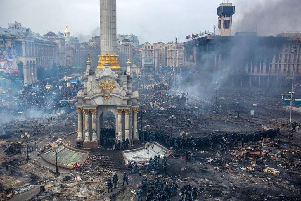 Генпрокуратура Украины давно установила виновных в расстреле на Майдане