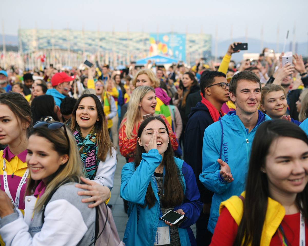 Большинство молодых россиян хотят сбежать из страны