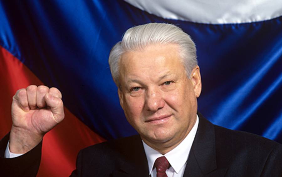 Ельцин обыграл всех, но Россия понесла потери