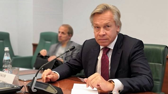 Пушков посочувствовал Зеленскому из-за неспособности вернуть Донбасс