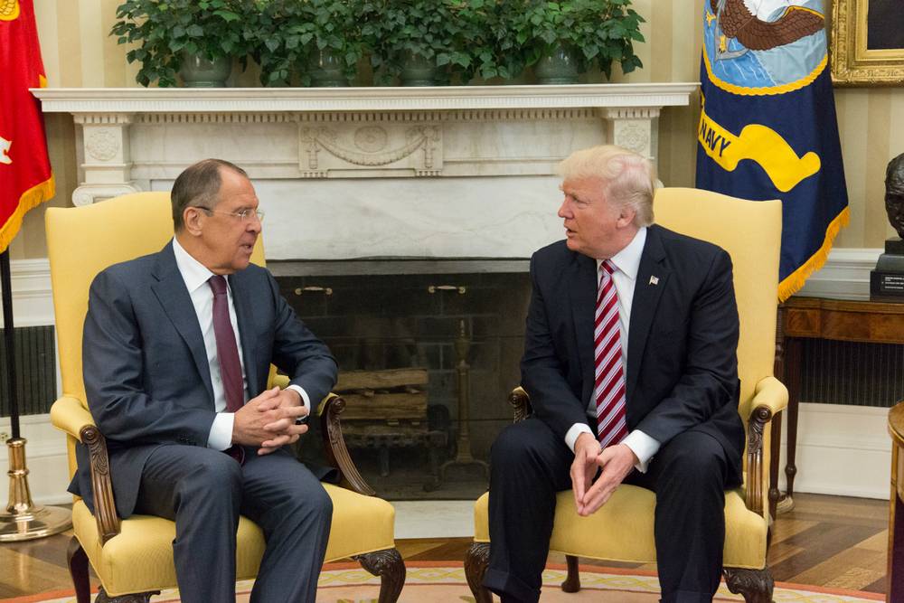 Трамп заявил Лаврову о желании в несколько раз увеличить торговлю с Россией