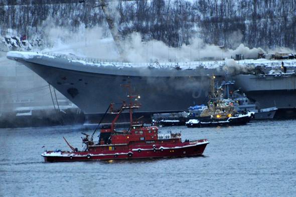 «Россия - соперник, пусть горит»: поляки о пожаре на «Адмирале Кузнецове»