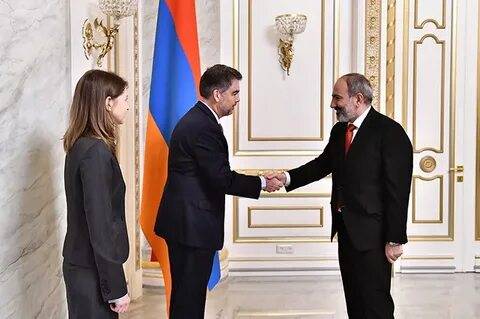 Никол Пашинян загоняет Армению в нищету и долговую кабалу
