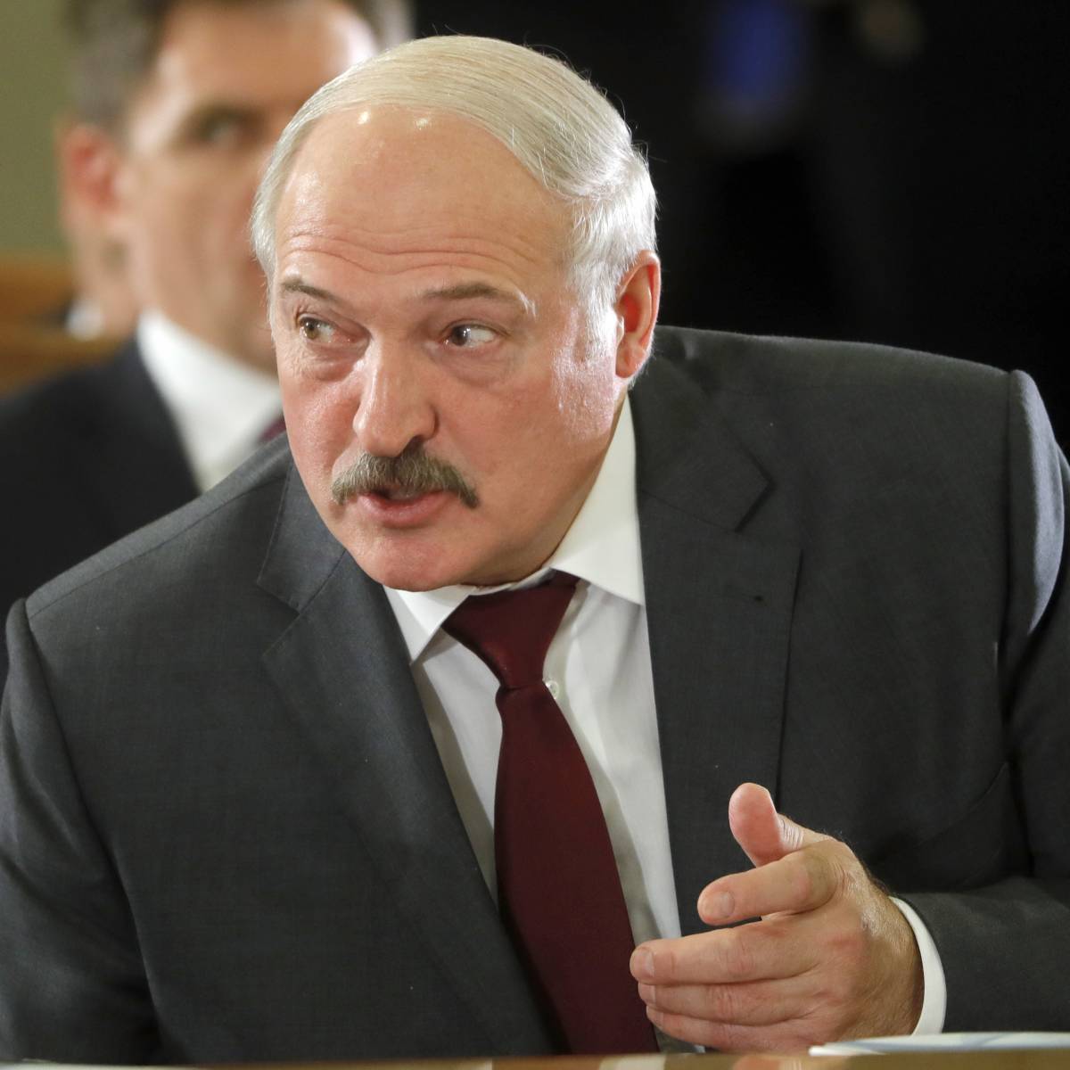 Лукашенко: Россия каждый год начинает прессовать Белоруссию Лукашенко: Россия каждый год начинает прессовать Белоруссию