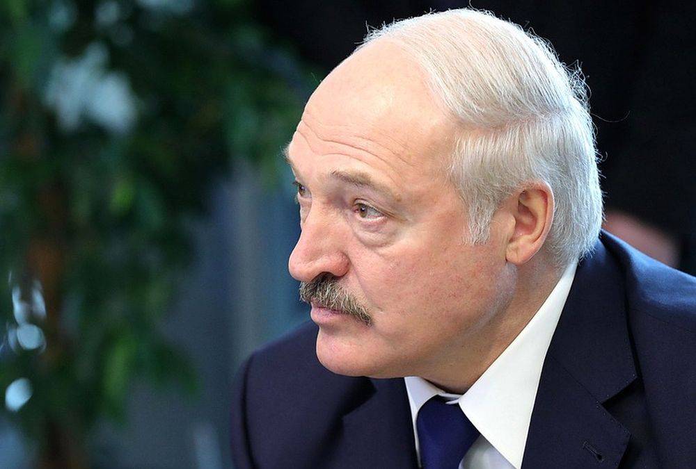 Лукашенко предложил России войти в состав Беларуси