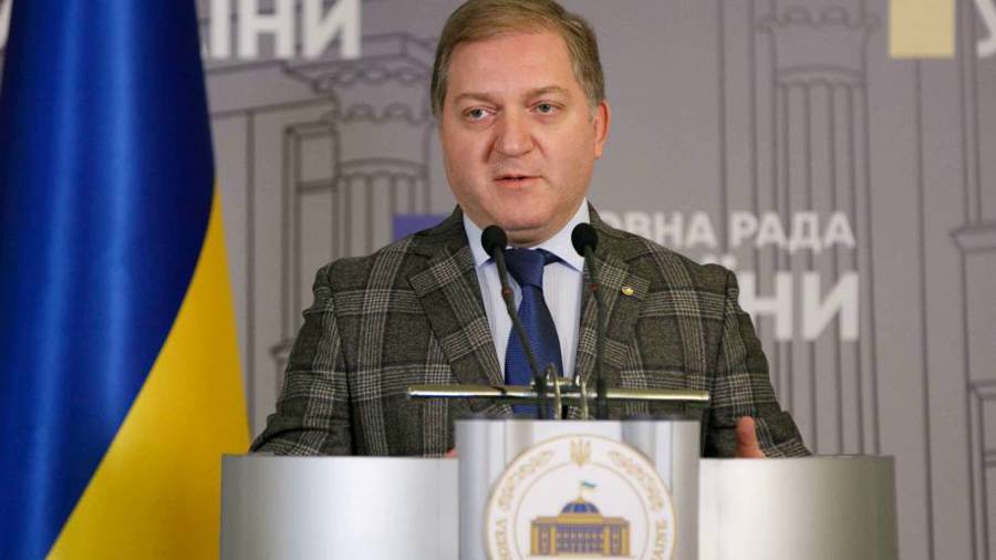Депутат Рады Волошин рассказал, кто отбирает власть у Зеленского