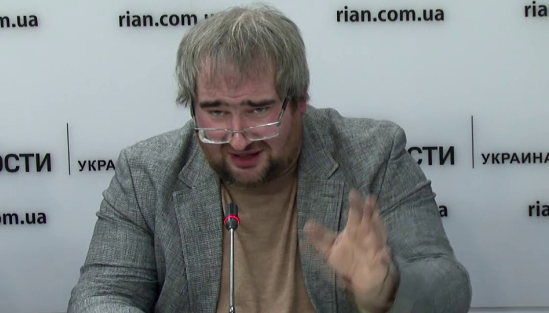 Корнейчук о поздравлении Порошенко: украинцам можно «впарить» любую «дичь»
