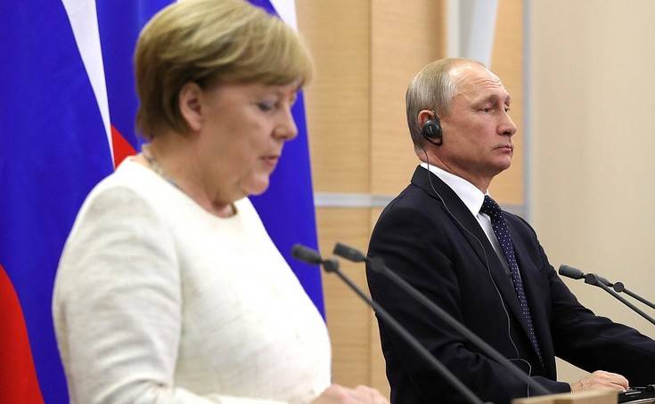Меркель срочно летит в Москву обсуждать американский удар по Сулеймани Меркель срочно летит в Москву обсуждать американский удар по Сулеймани