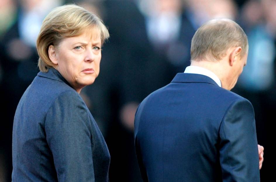 Путину и Меркель предстоит спасти мир от «второго Вьетнама»