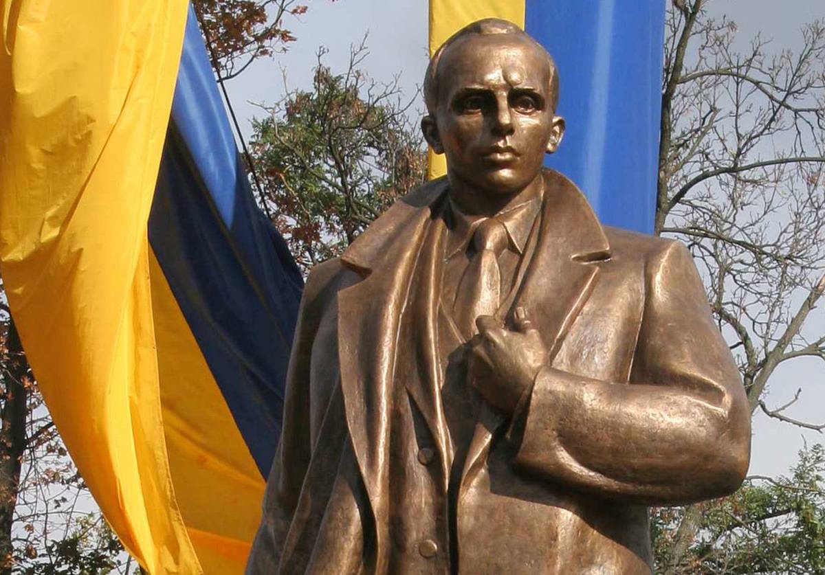 Сценарий распада Украины: памятник Бандере приведет к разрушению страны