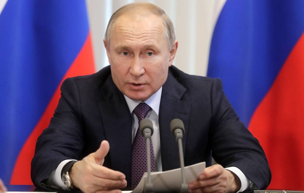 Путин раскритиковал крымских чиновников