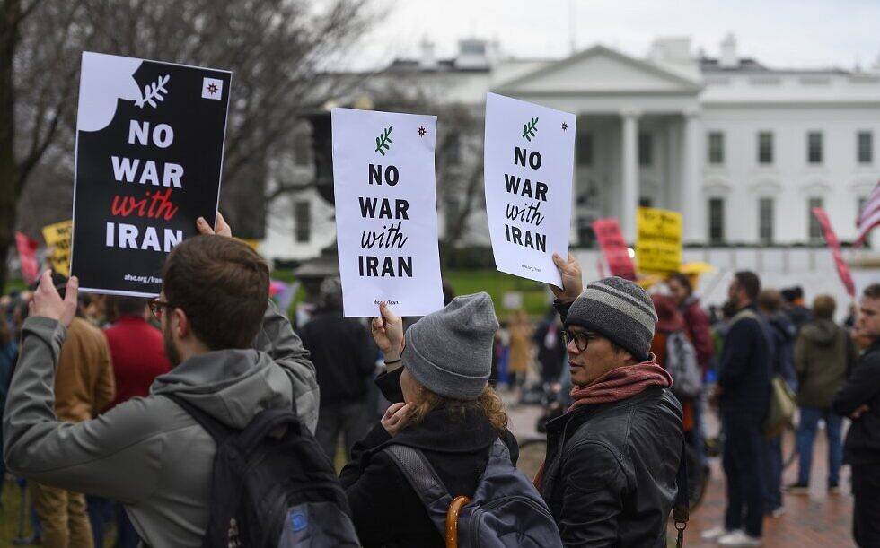 53% американцев не поддерживают войну США с Ираном