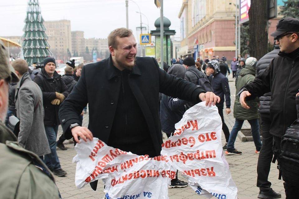 Русскоязычный Харьков ломают через колено «мовы»