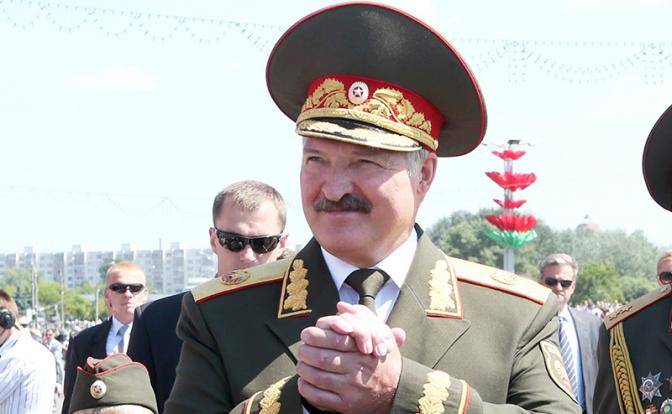 Лукашенко начал игры с Днем Победы? Лукашенко начал игры с Днем Победы?