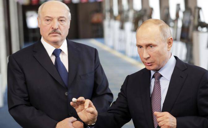Холодный прием в Сочи: Путин сразу поставил Лукашенко на место Холодный прием в Сочи: Путин сразу поставил Лукашенко на место