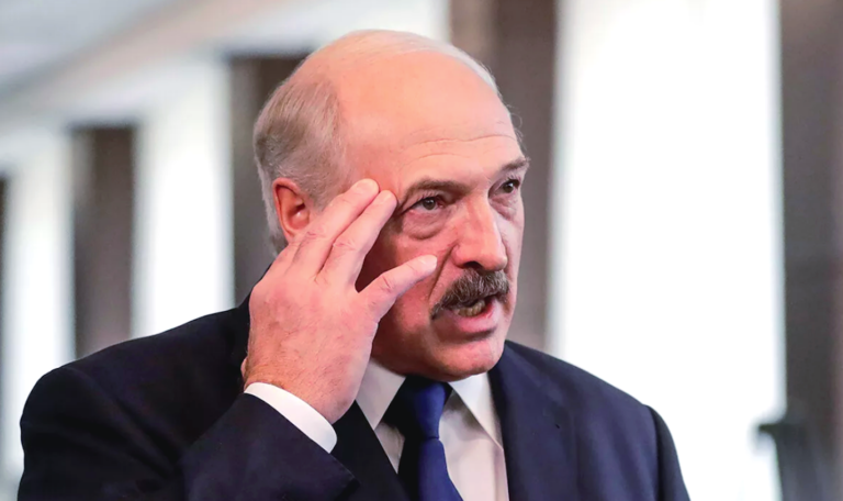 Озлобленный на Москву Лукашенко начинает настраивать белорусов против РФ