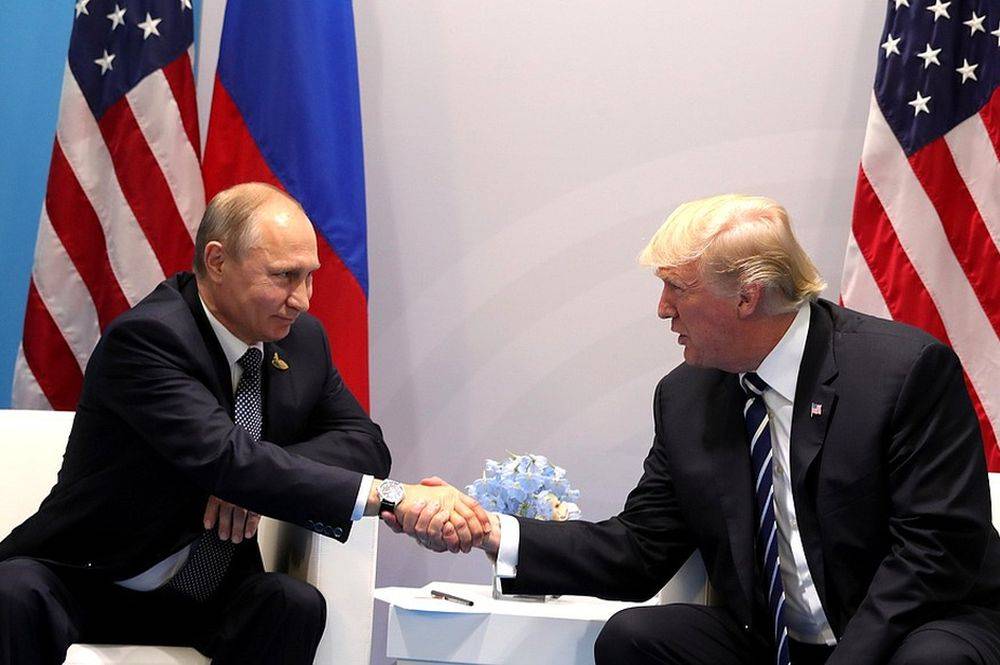 Трамп принял предложение Путина о встрече и назвал возможное место