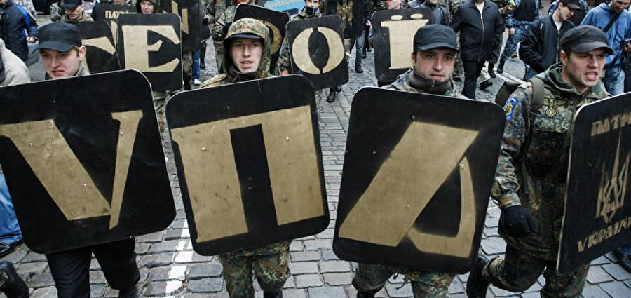 Киев отпразднует юбилеи нацистских пособников вместо юбилея Великой Победы