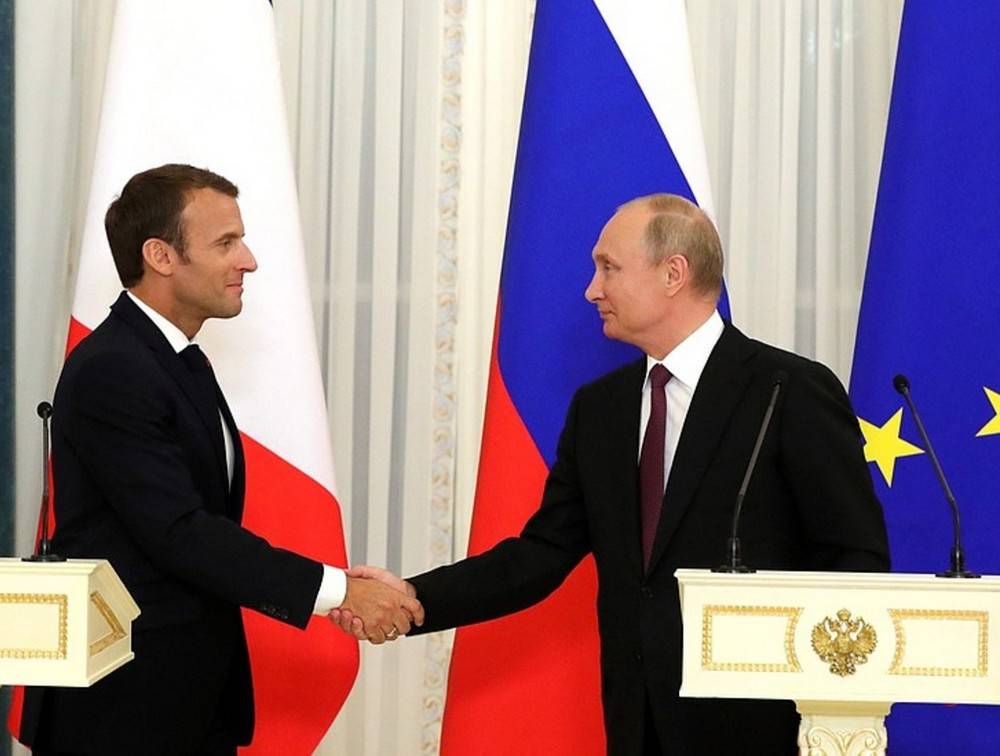 «Уступить России влияние»: во Франции предложили ладить с РФ