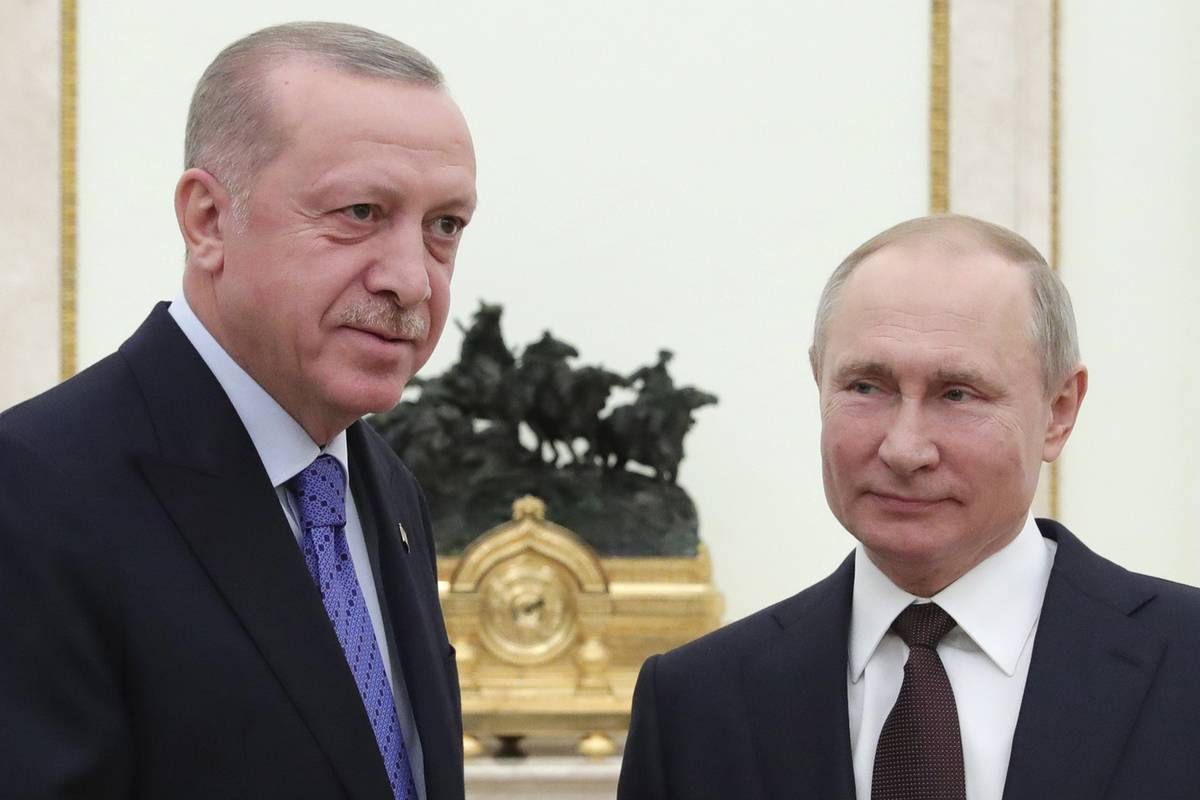 Тонкий намек: на встрече с Путиным Эрдогана преследовал дух разгрома турок
