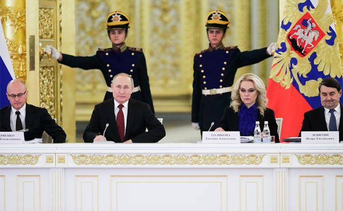 В списке преемников Путина — пять фамилий