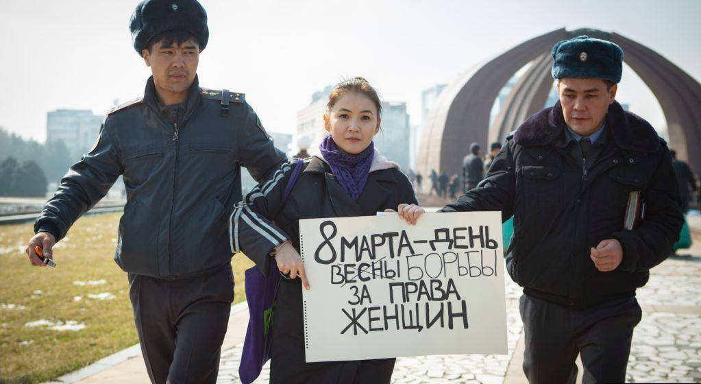 «Молот ведьм» по-киргизски: шок от действий силовиков и провокаторов