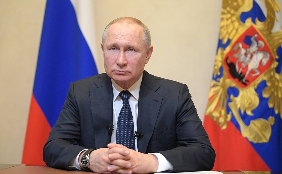 Своевременные меры: эксперты об обращении Путина в связи с коронавирусом