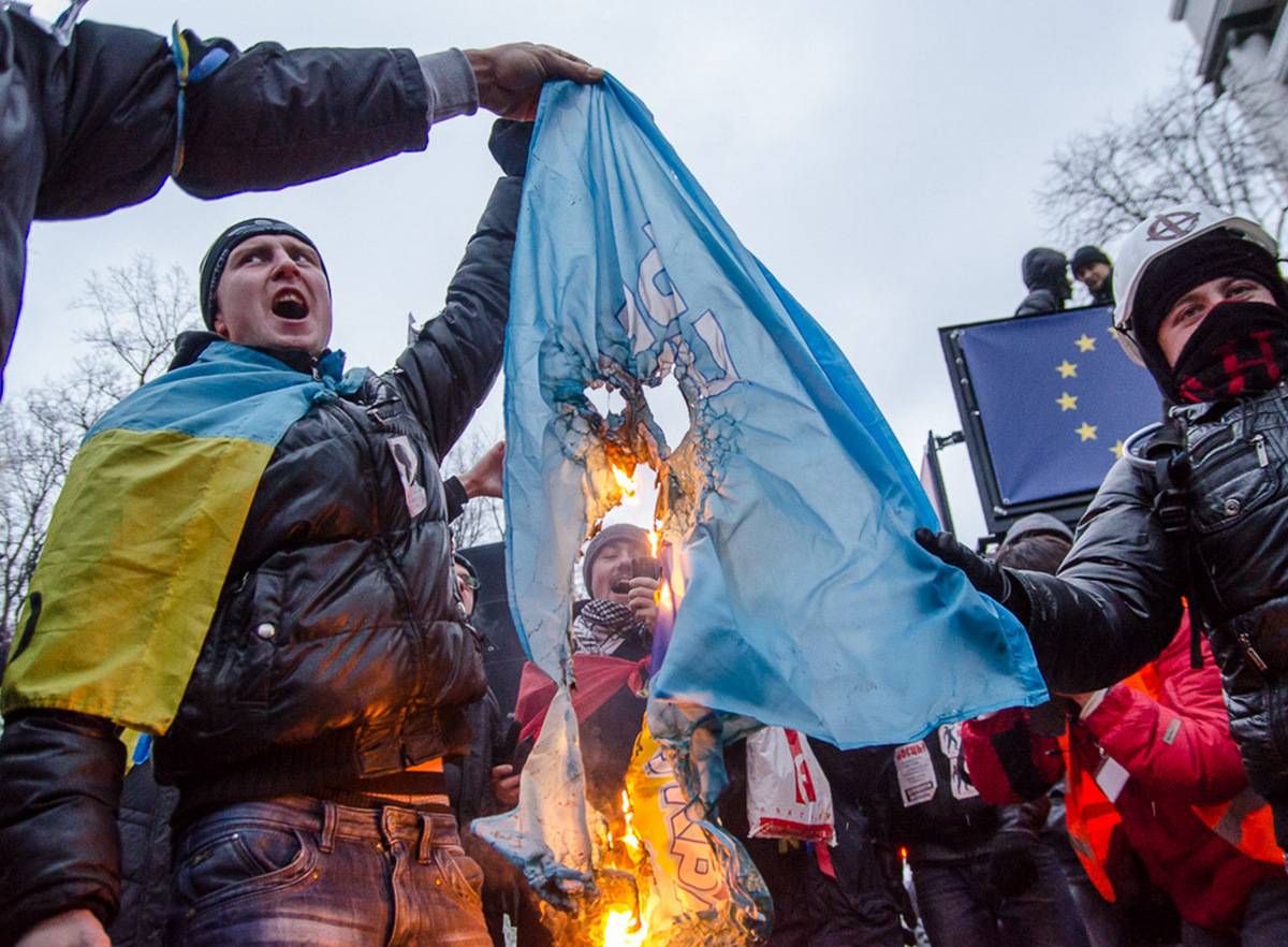Сценарий войны на украине. Майдан Украина 2013.