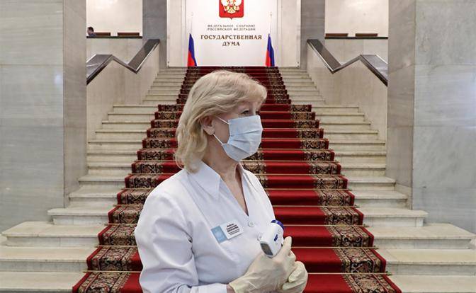 Коронавирус в России: Власть навсегда ушла в виртуальность