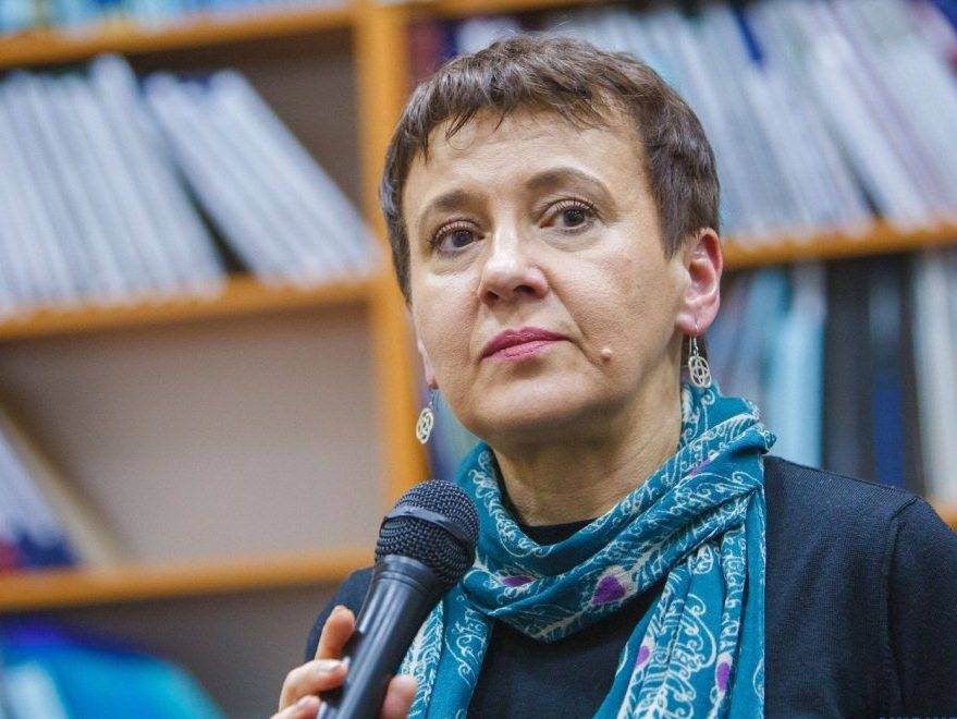 Писательница Забужко объяснила, зачем Россия хочет захватить Украину Писательница Забужко объяснила, зачем Россия хочет захватить Украину
