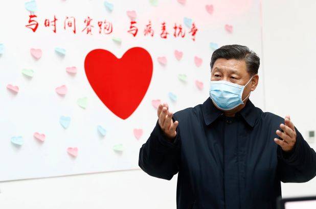 Китай отбирает у США мировое лидерство в борьбе с пандемией
