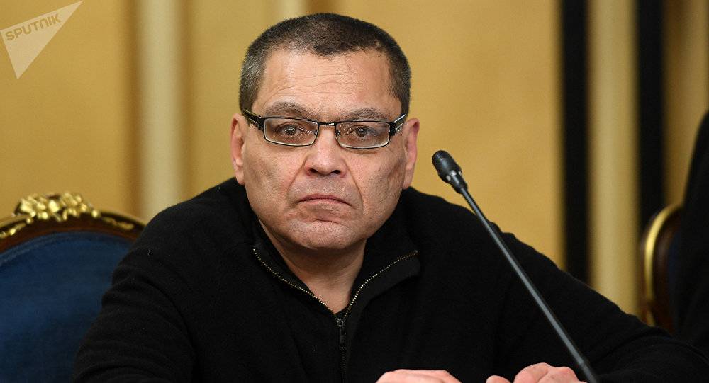 Бабицкий прокомментировал желание Украины отгородиться стеной от Донбасса Бабицкий прокомментировал желание Украины отгородиться стеной от Донбасса