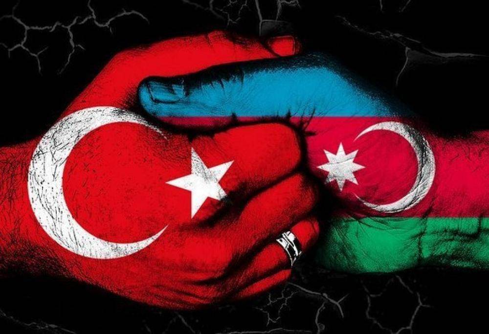 Анкара стремится укрепить союз с Баку