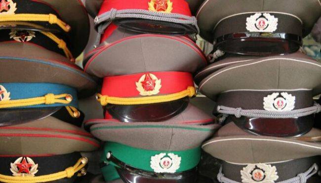 «Поздравили» ветеранов: в Латвии под запрет поставлена советская униформа