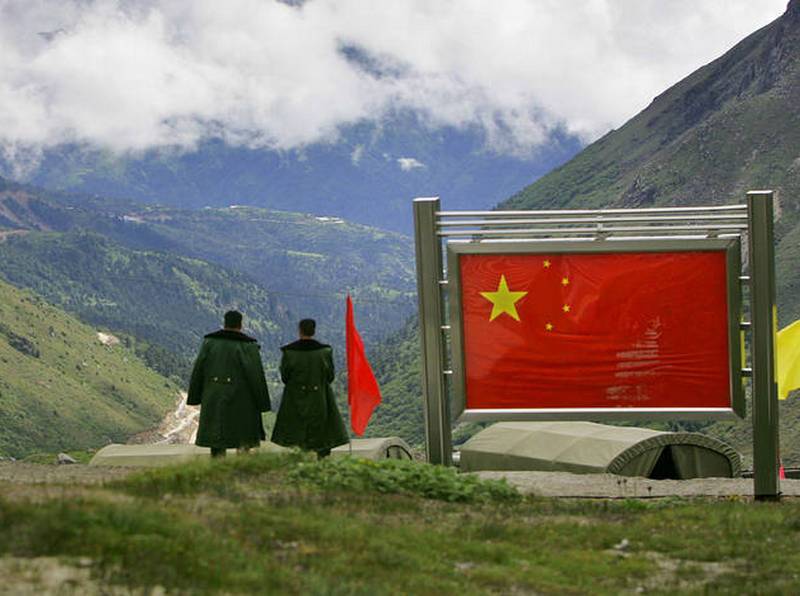 Китай «пририсовал» себе целый индийский штат