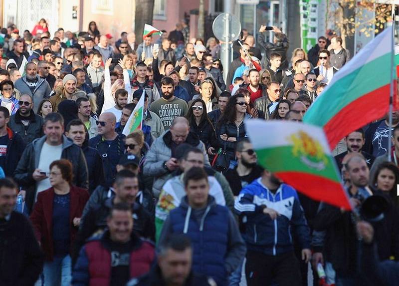 «Рады за Сербию»: болгары сожалеют о «размене» России на НАТО