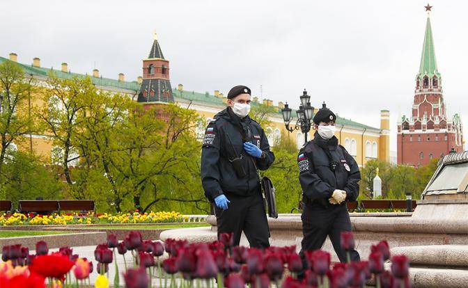 Коронавирус срывает маски: Кремлю нечем прикрыть свой позор