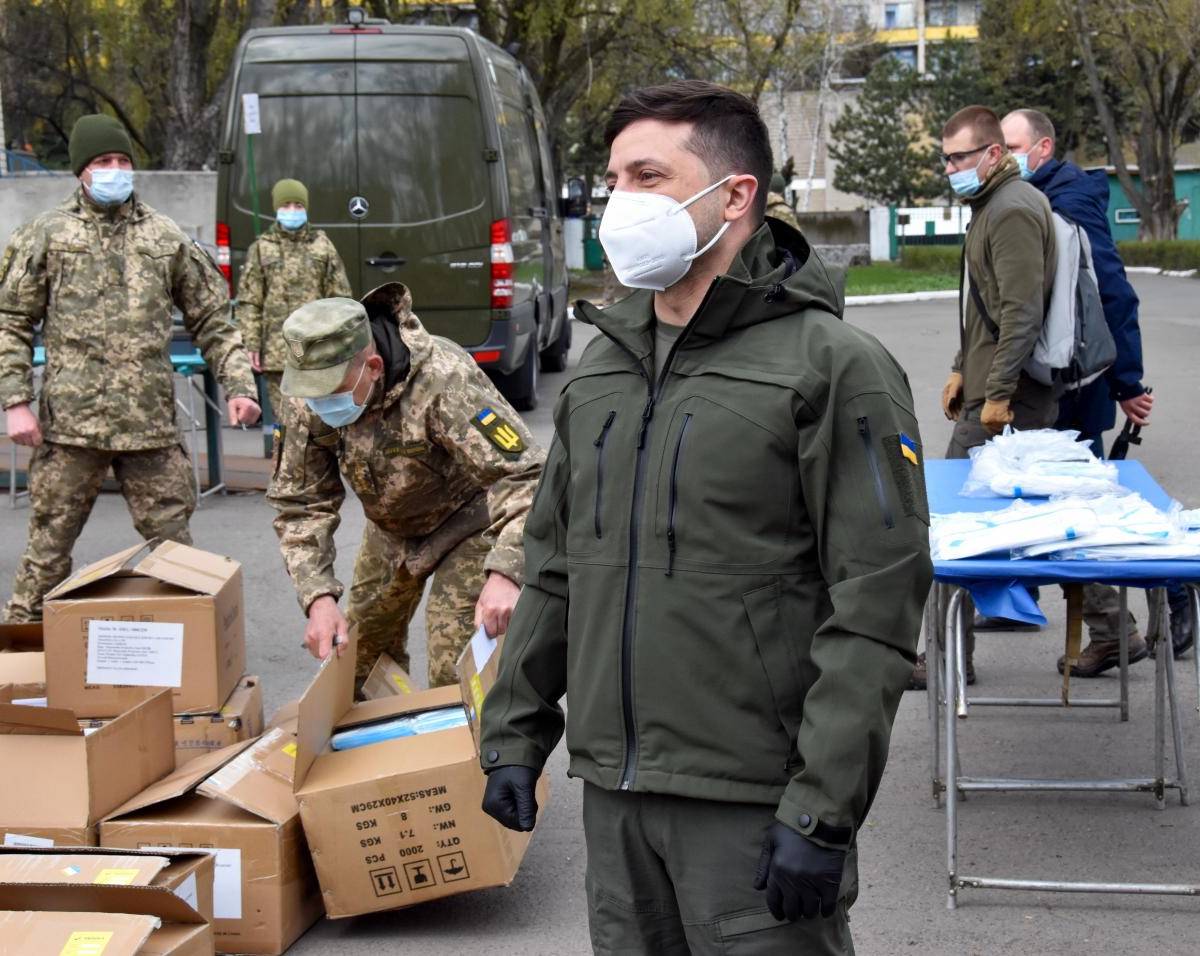 Сколько украинцев все еще верит Зеленскому