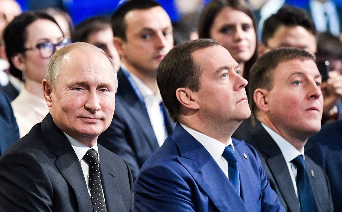 Новый вождь, новая партия? Что ждет «Единую Россию» после Путина
