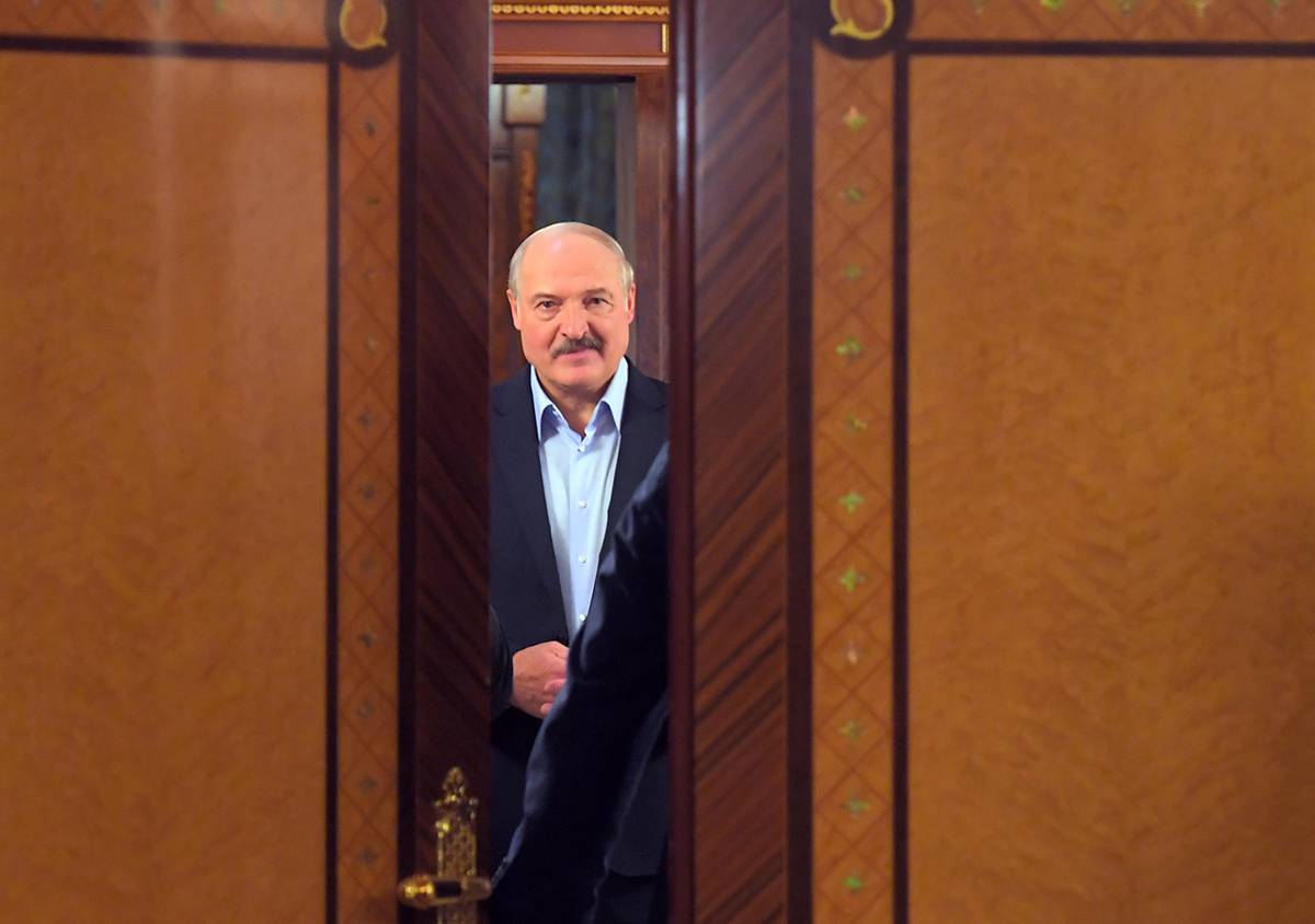Смена правительства в Белоруссии: Лукашенко предотвратил "заговор банкиров"