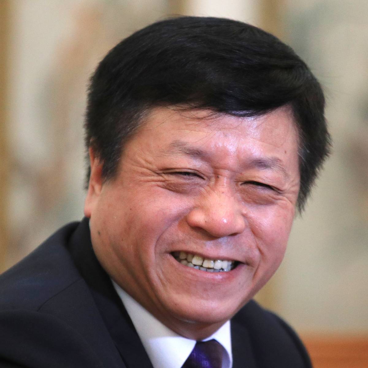 Посол Ханьхуэй призвал США "не валять дурака" из-за коронавируса