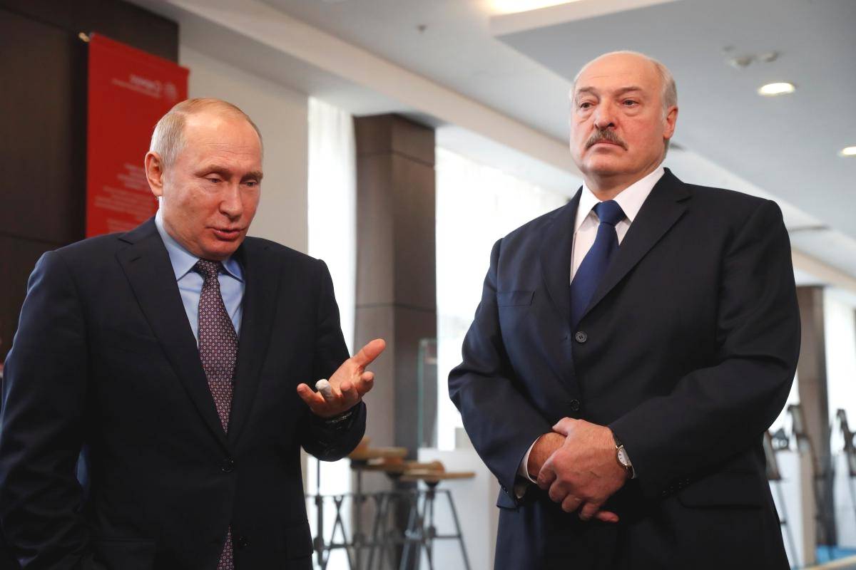 Путин обиделся на Лукашенко за то, что тот переиграл его с Парадом Победы